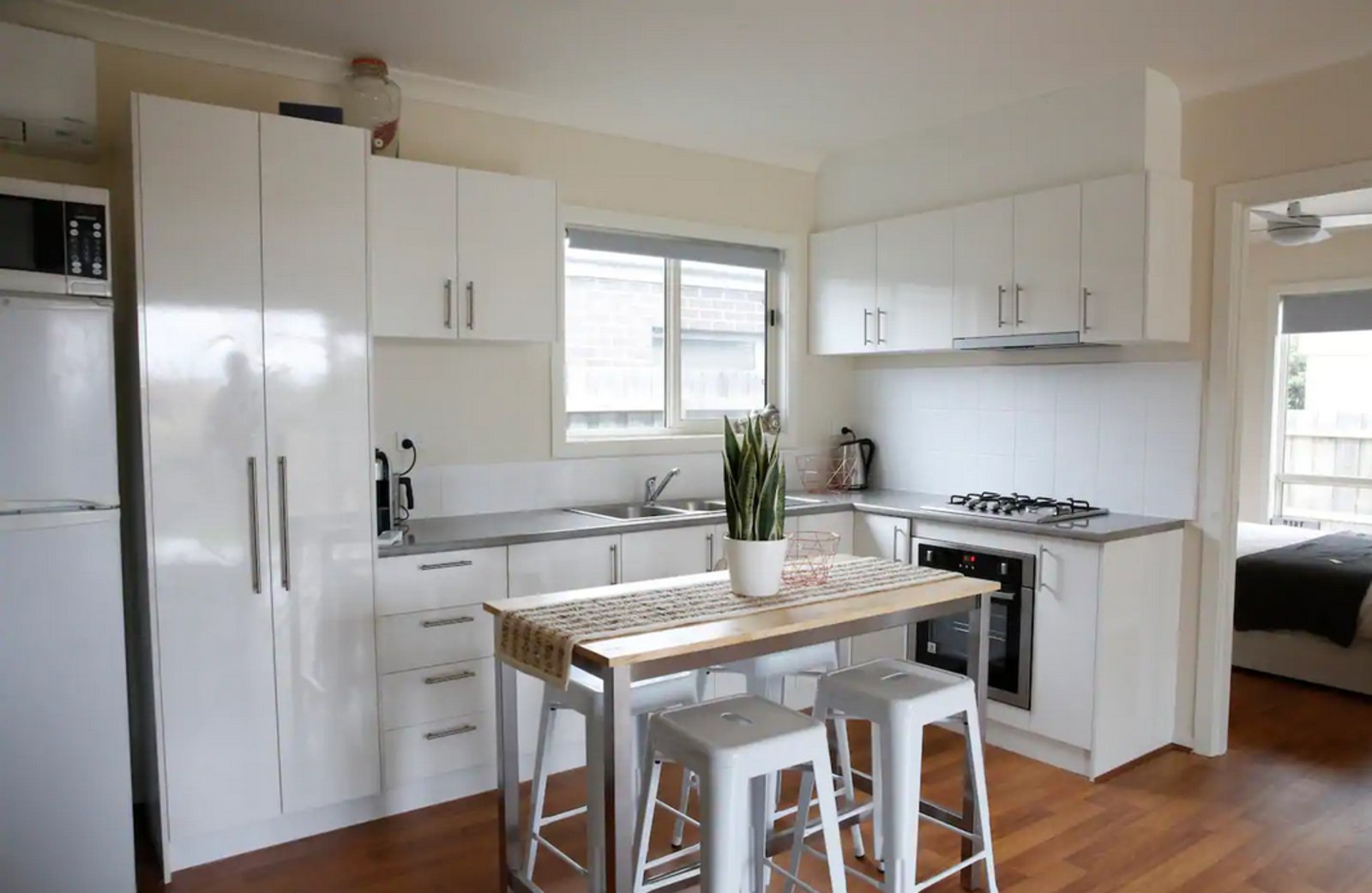 Property Gallery Thumbnail 4