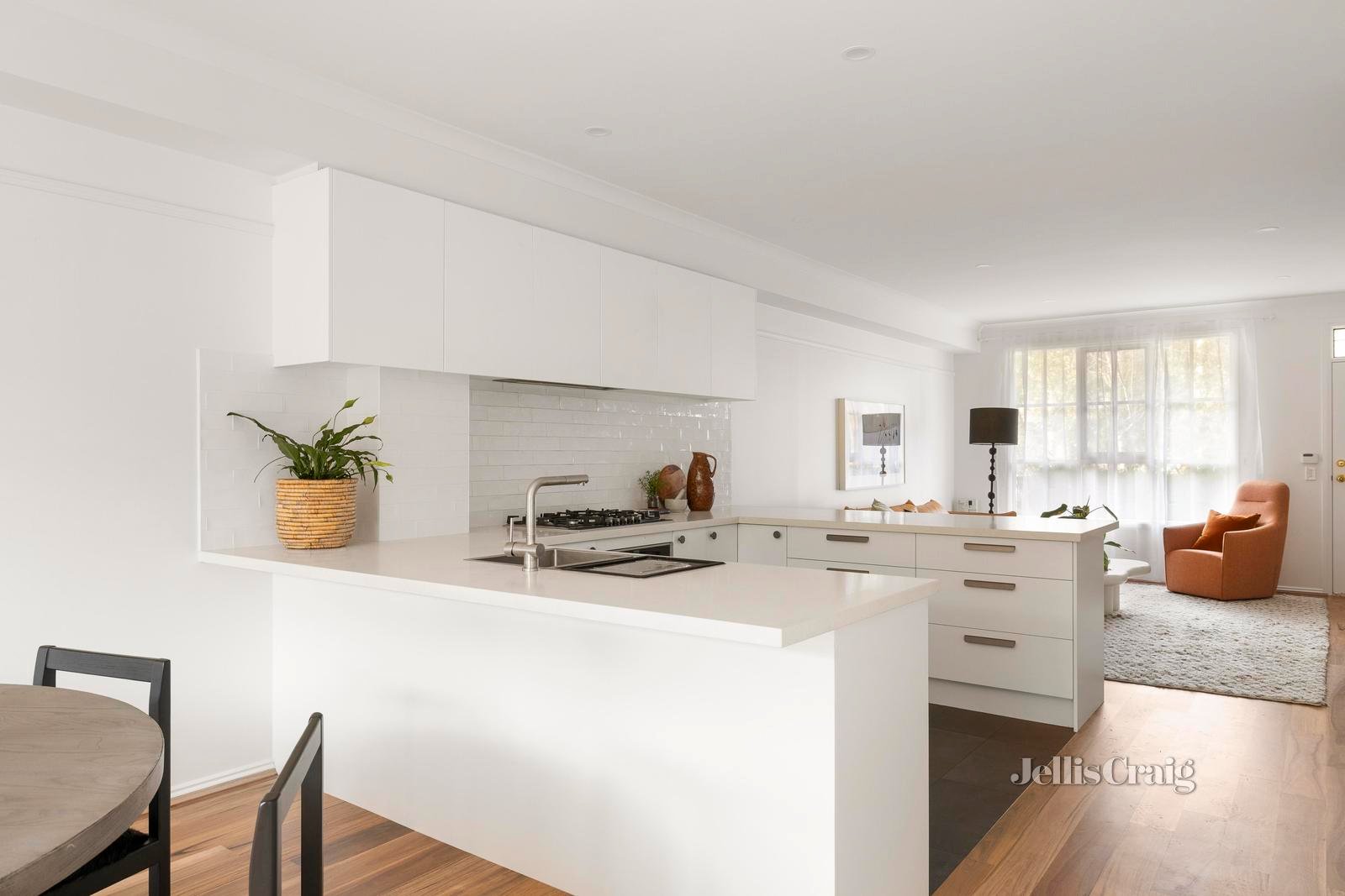 33 Elesbury Avenue, Brunswick East image 5