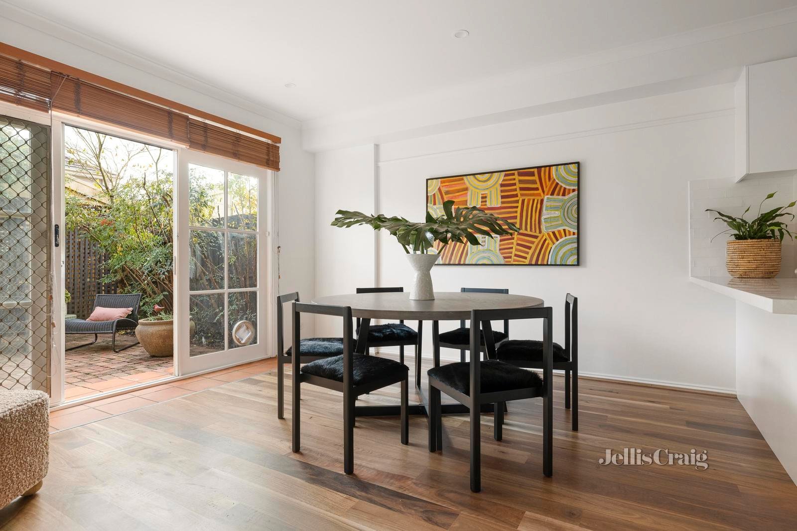 33 Elesbury Avenue, Brunswick East image 6