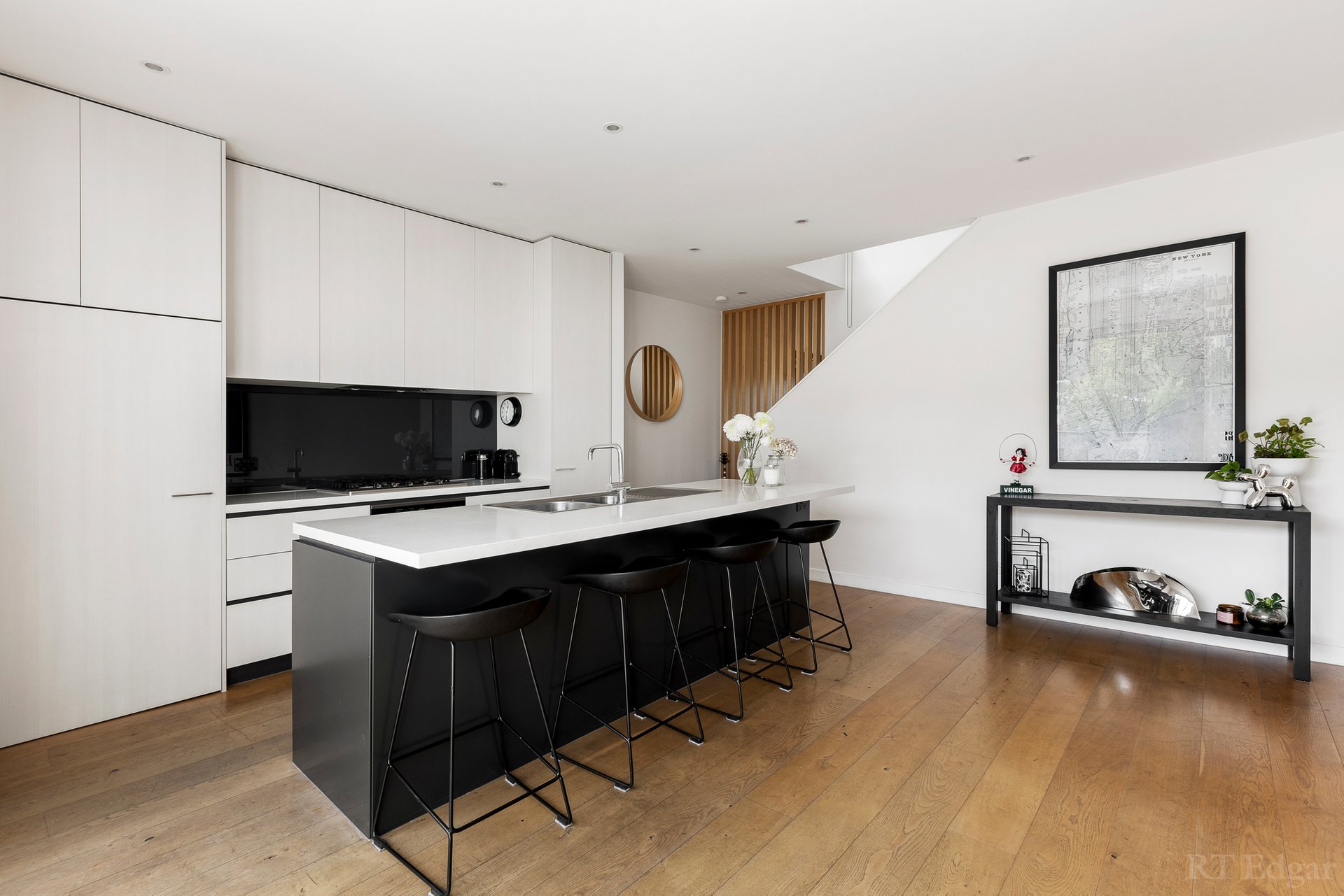Property Gallery Thumbnail 5