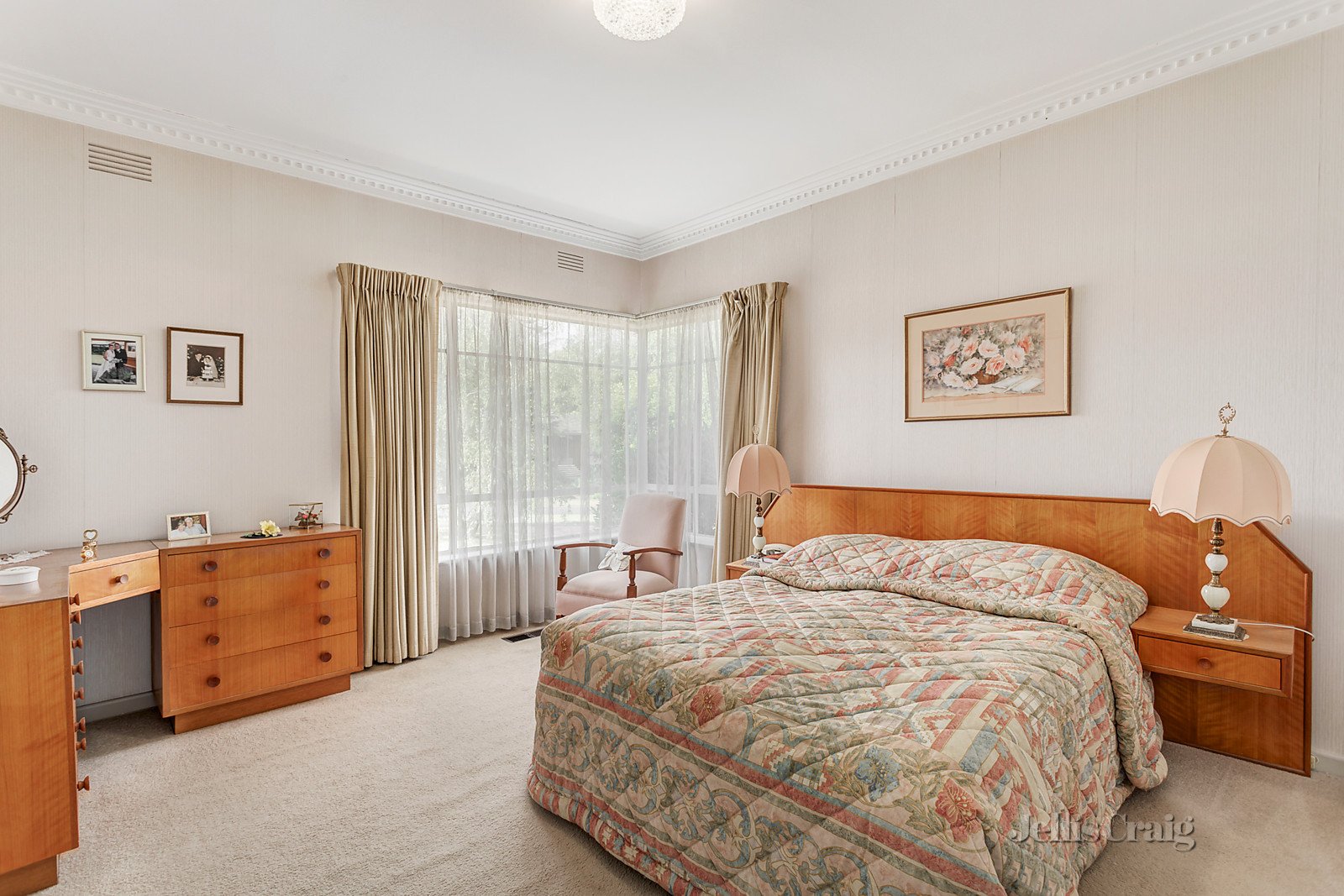 33 Ferdinand Avenue, Balwyn North image 6