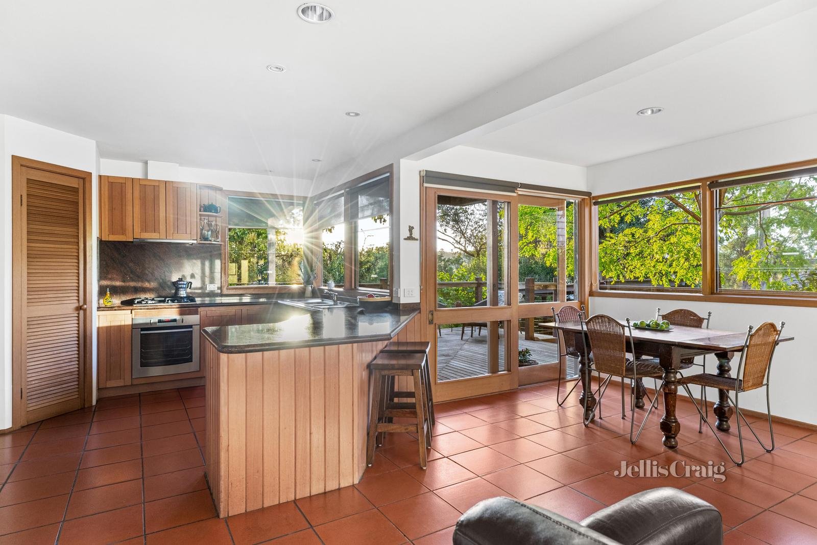 33 Fordhams Road, Eltham image 3