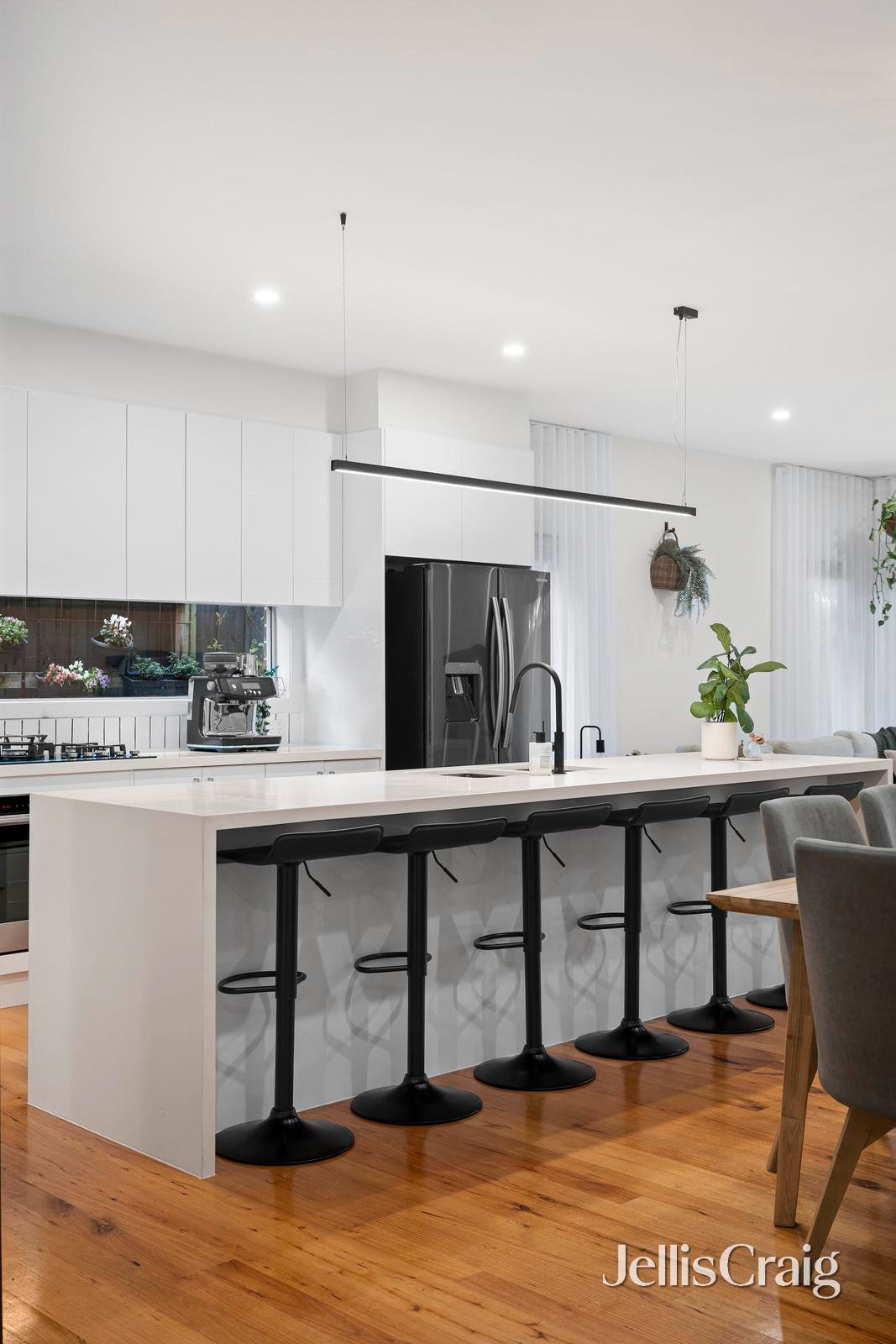 3/3 Garden Street, Ringwood image 6