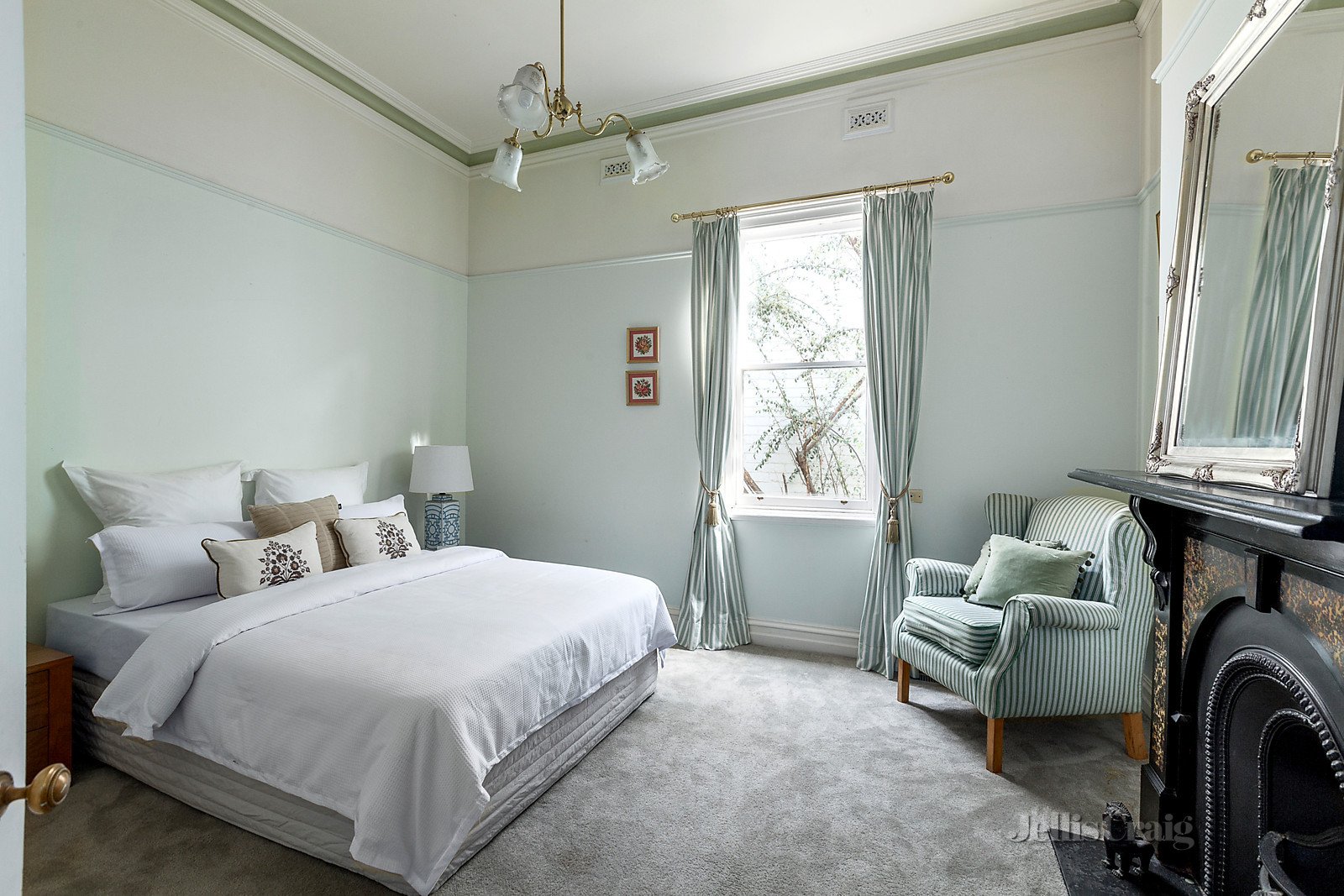 33 Gladstone Avenue, Armadale image 5