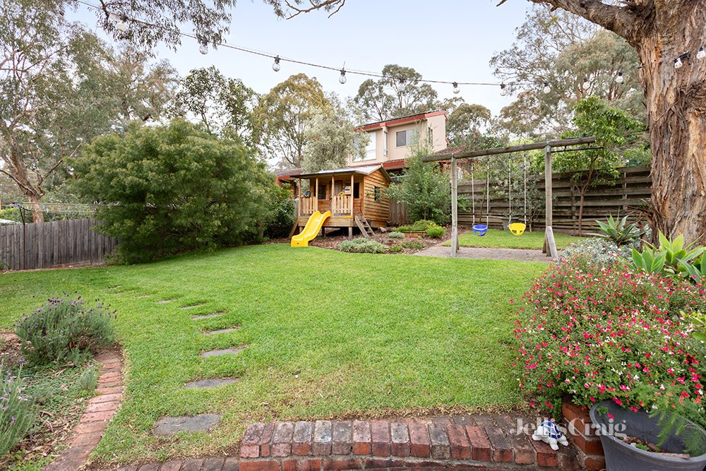 33 Glenister Drive, Eltham image 12