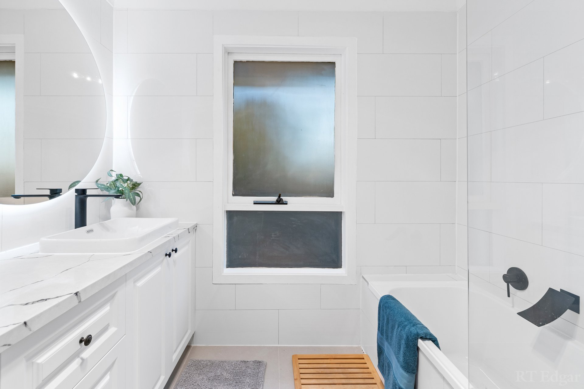Property Gallery Thumbnail 12