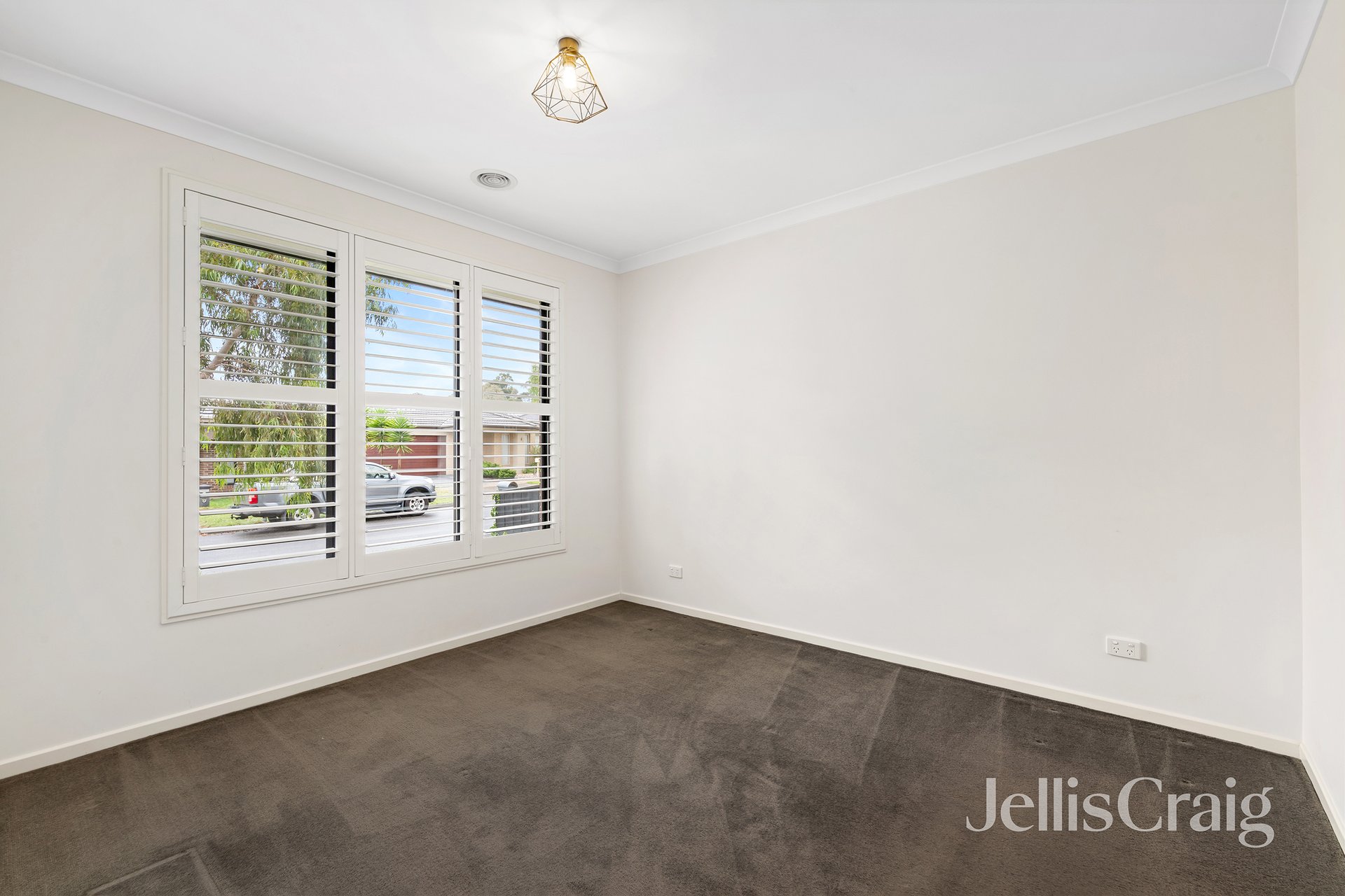 33 Grafton Street, Mernda image 4