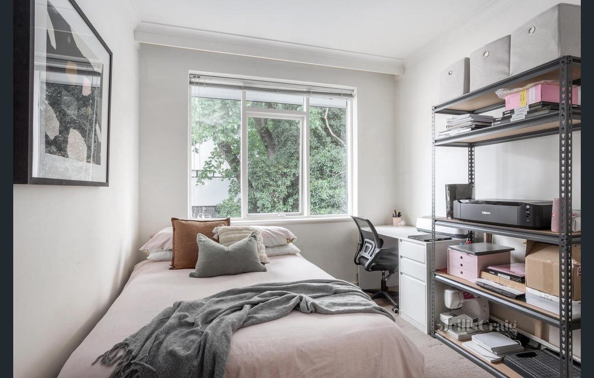 3/3 Greig Court, Elwood image 1