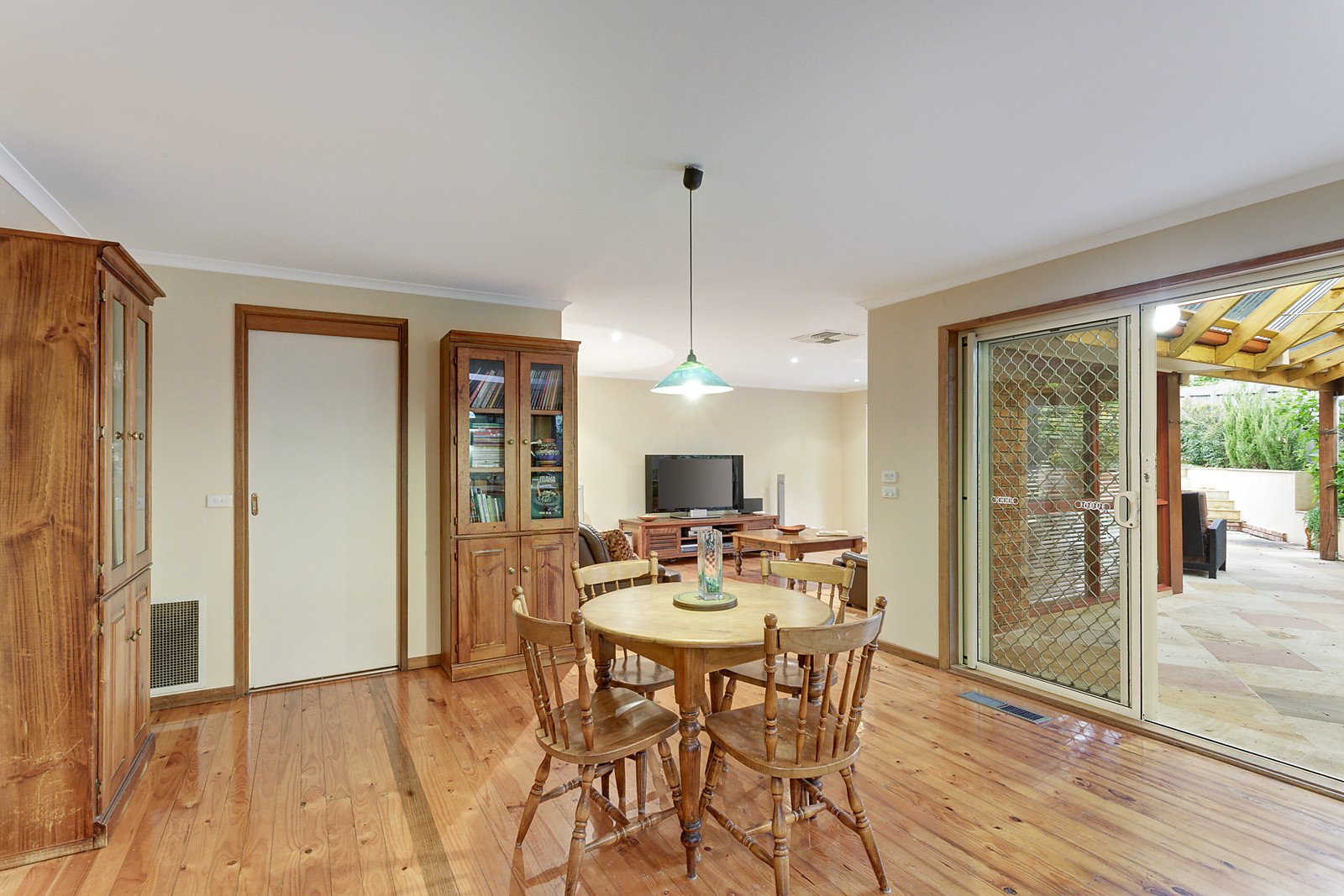 33 Hampshire Road, Doncaster image 4