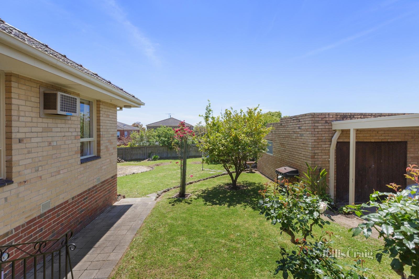 33 Harrington Avenue, Balwyn North image 13