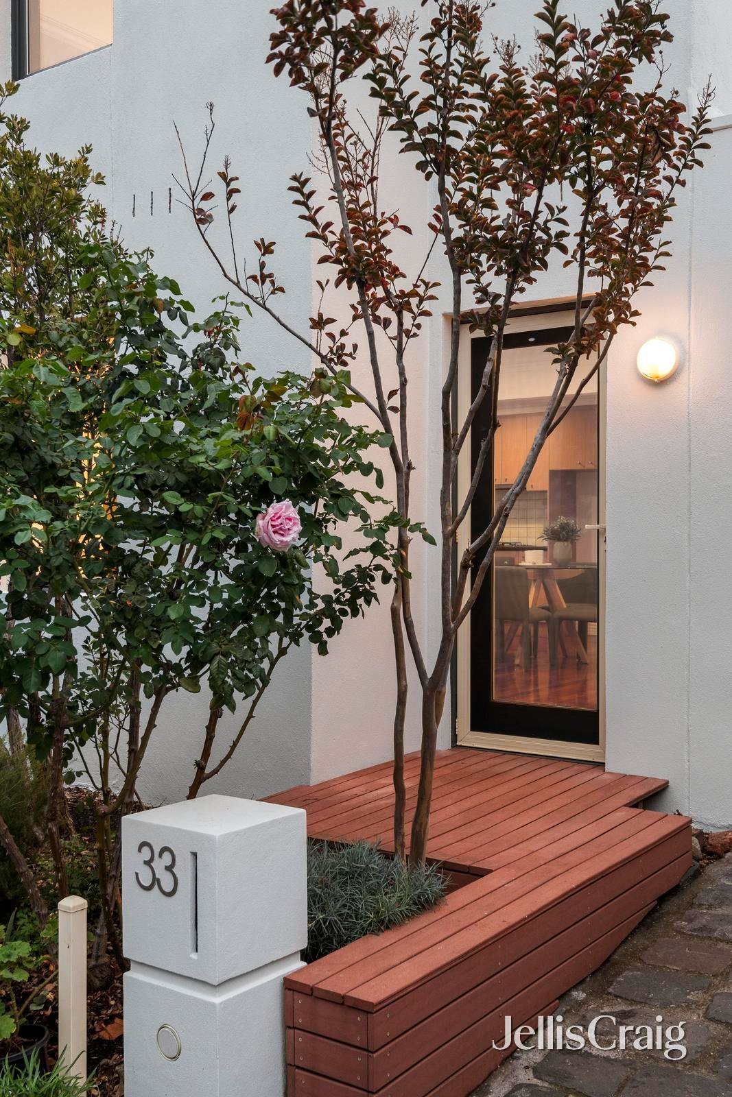 33 Henkel Street, Brunswick image 2