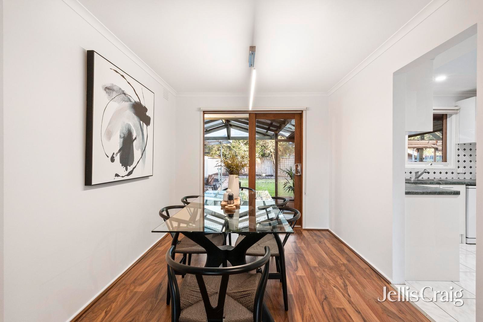 33 Huntingdon Avenue, Bayswater North image 6