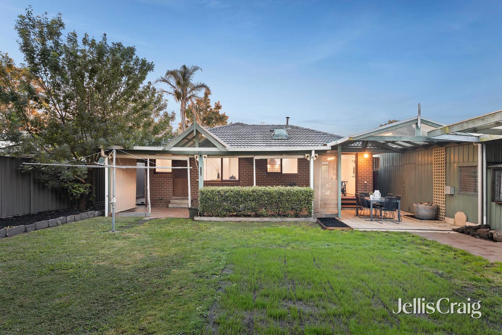 33 Huntingdon Avenue, Bayswater North image 15