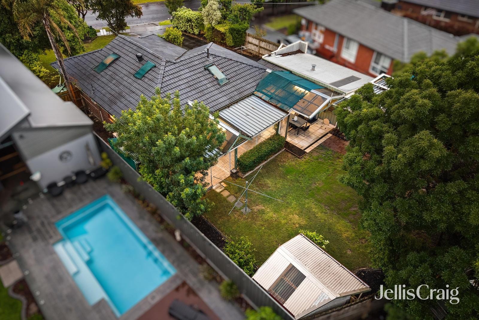 33 Huntingdon Avenue, Bayswater North image 16