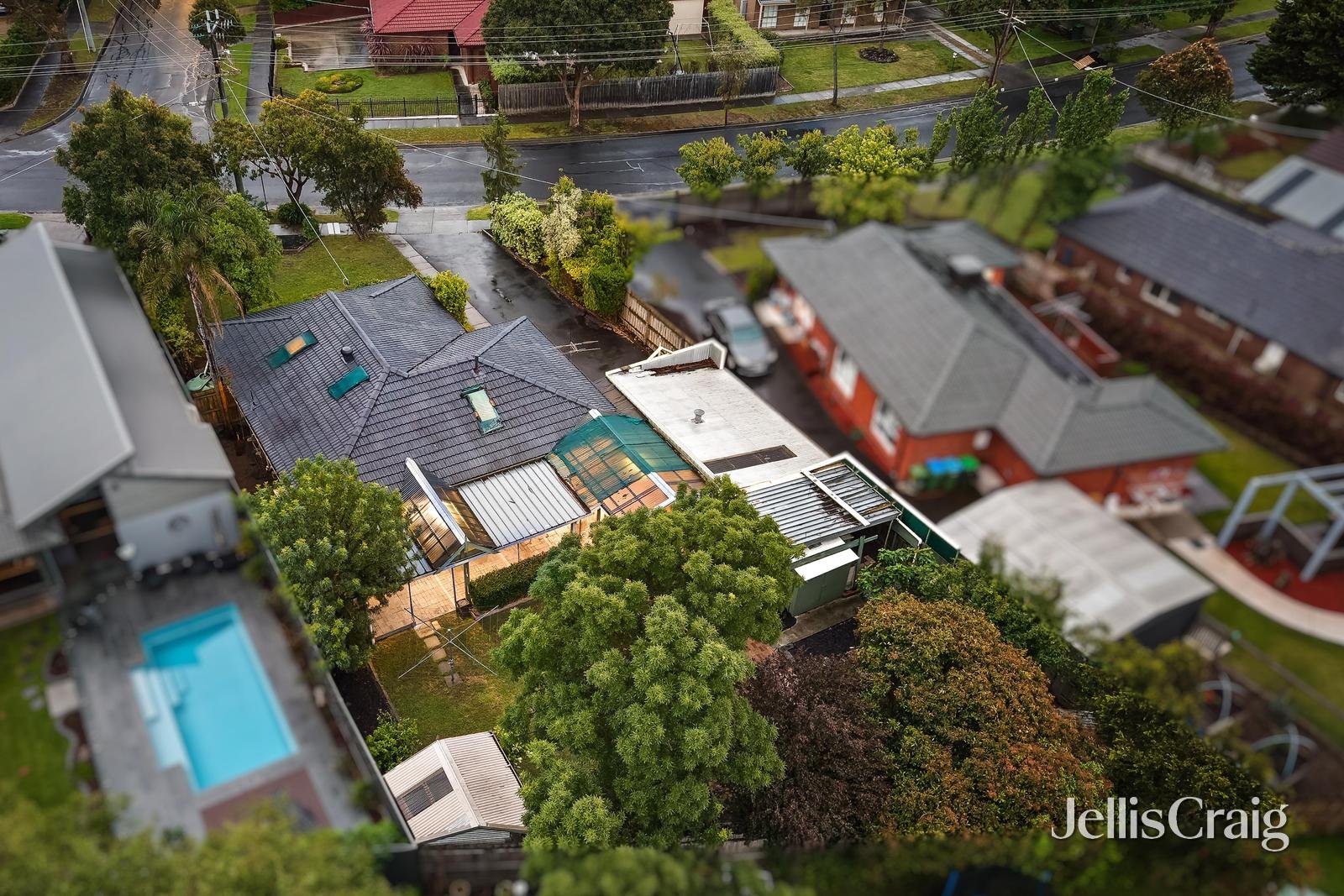 33 Huntingdon Avenue, Bayswater North image 17