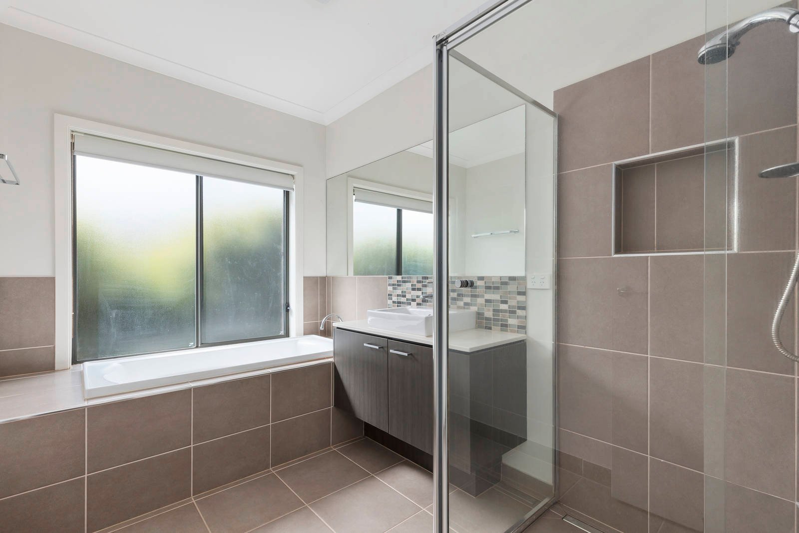 Property Gallery Thumbnail 10