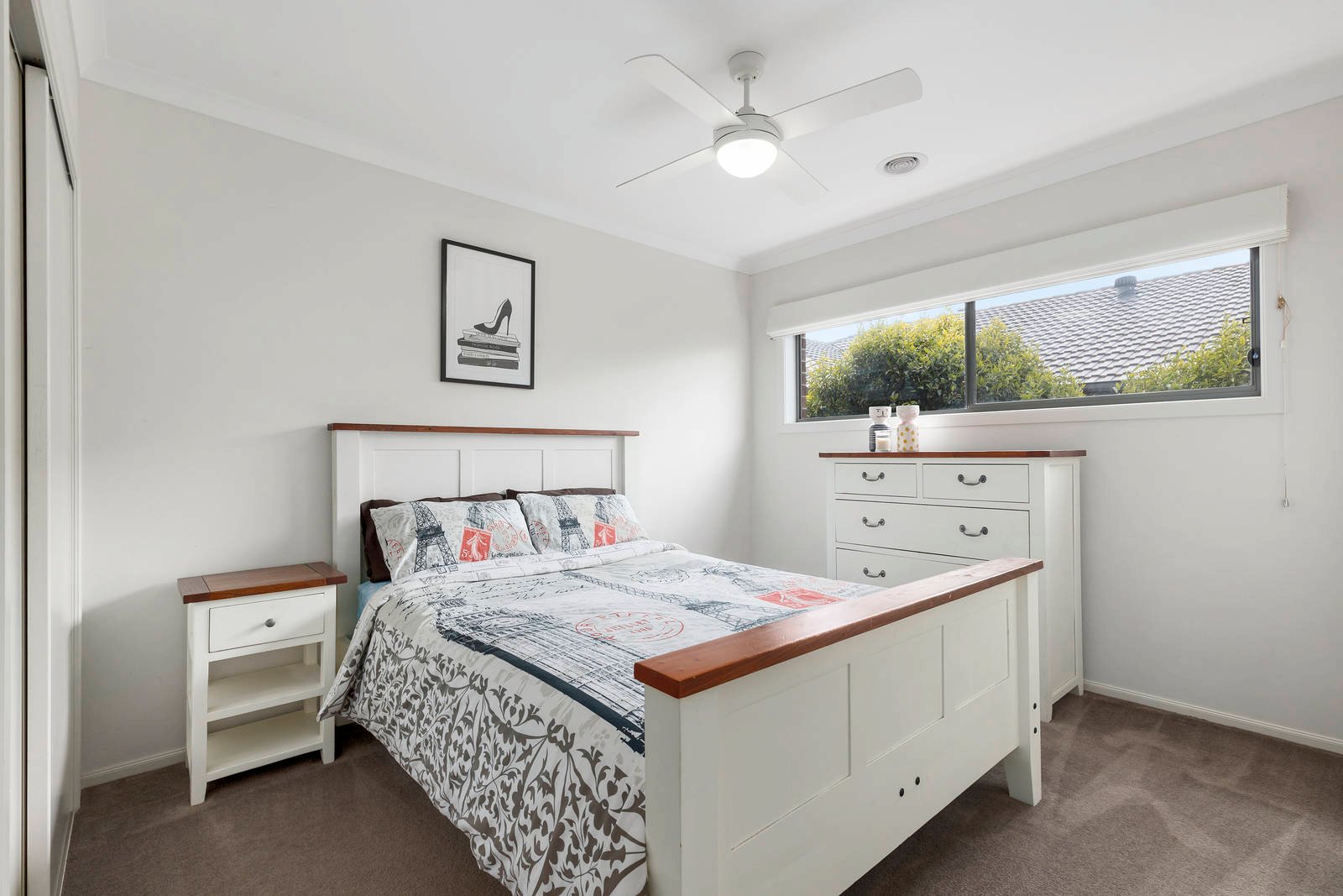 Property Gallery Thumbnail 11