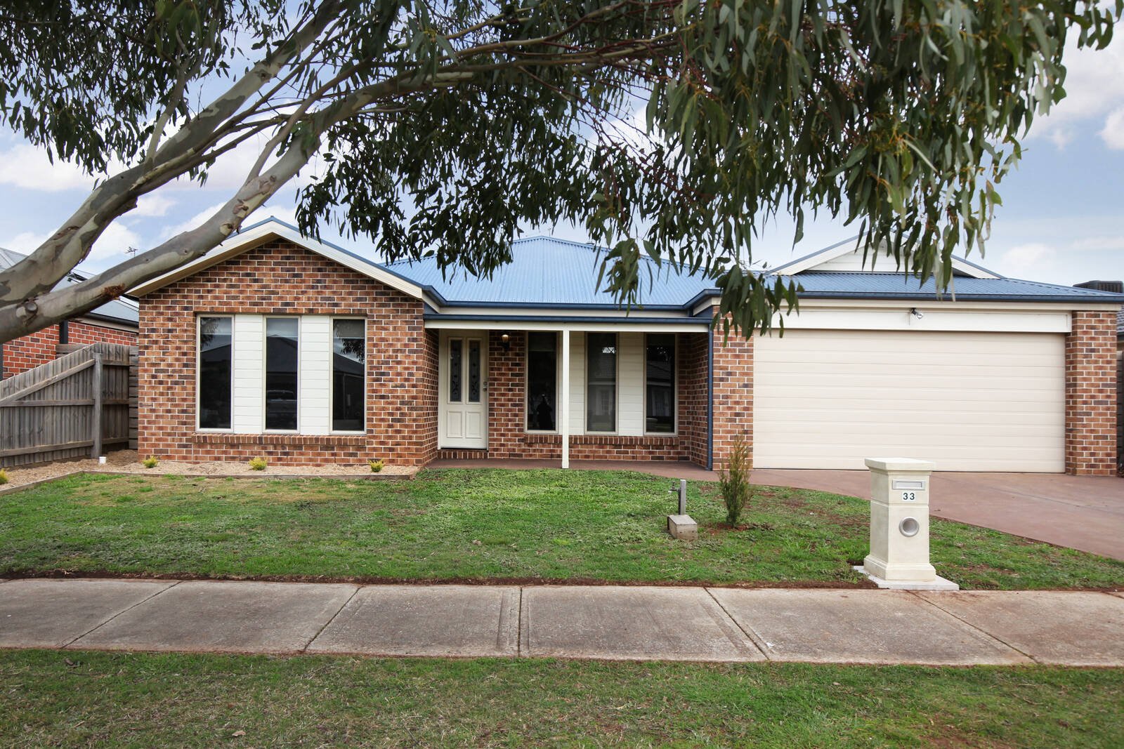 Property Gallery - Main Image