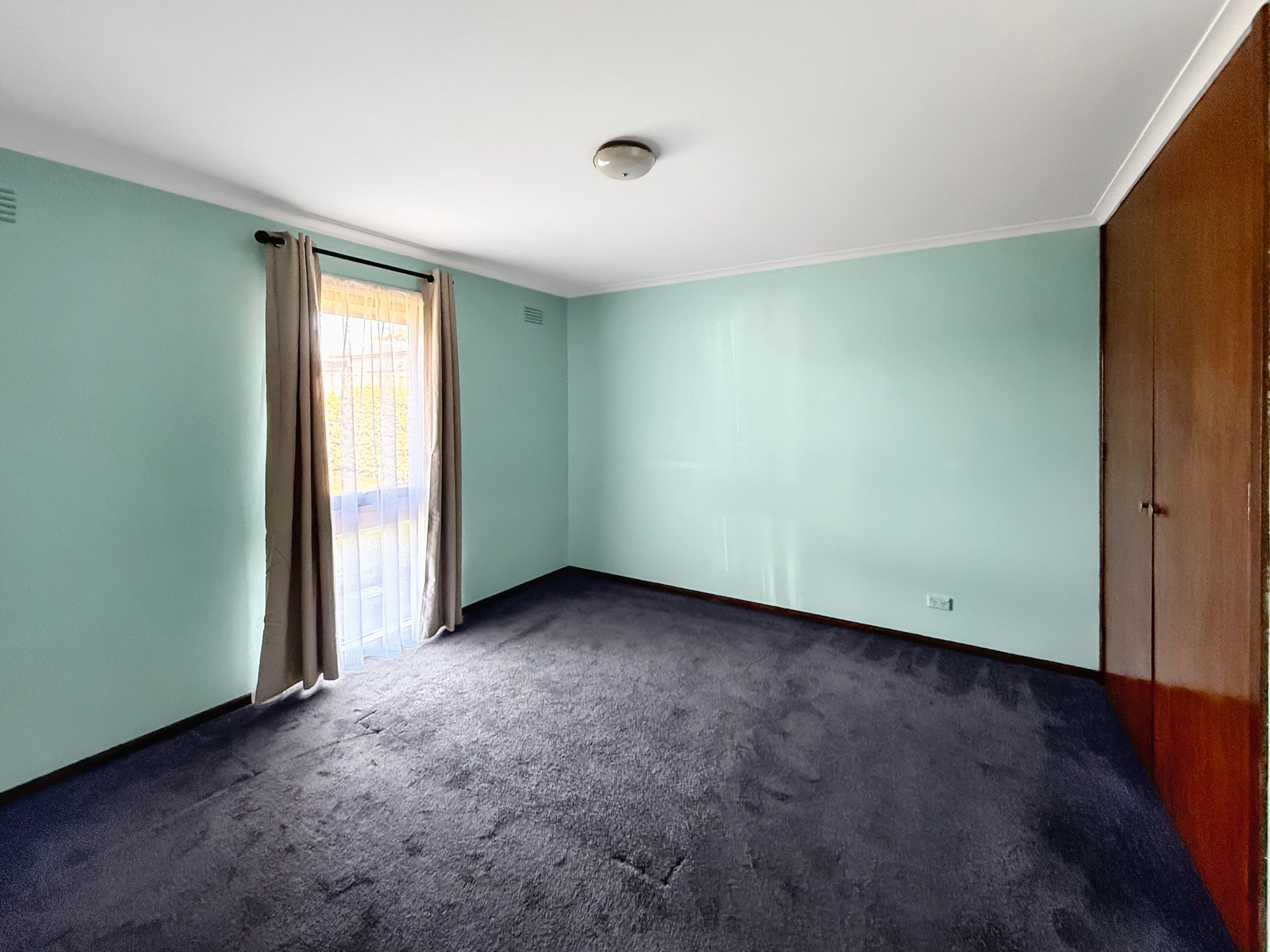 3/3 Keith Court, Breakwater image 5