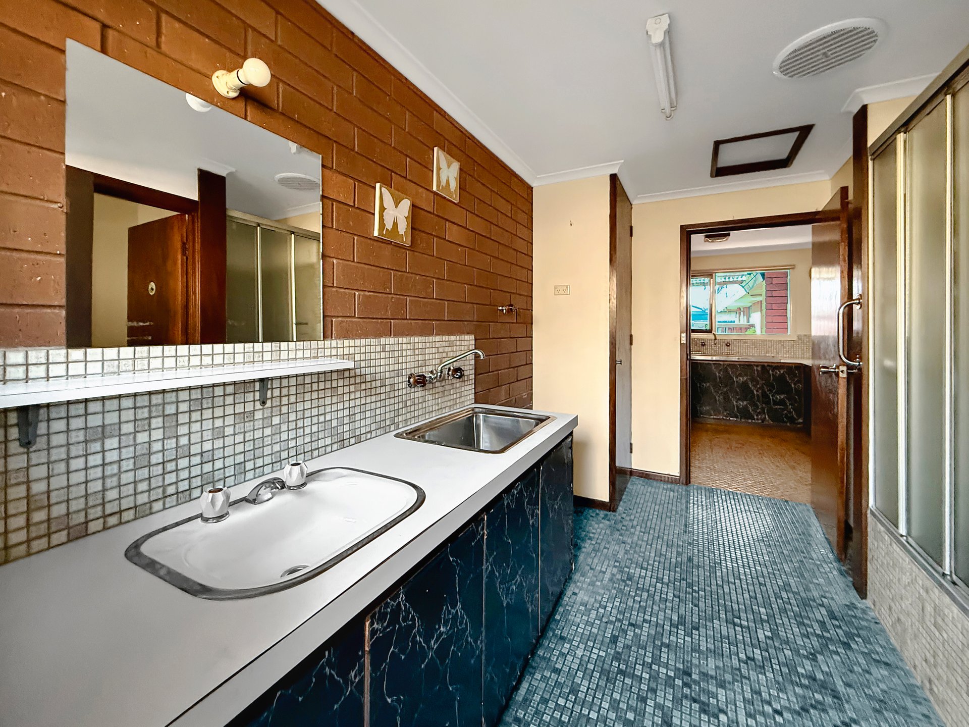 3/3 Keith Court, Breakwater image 6