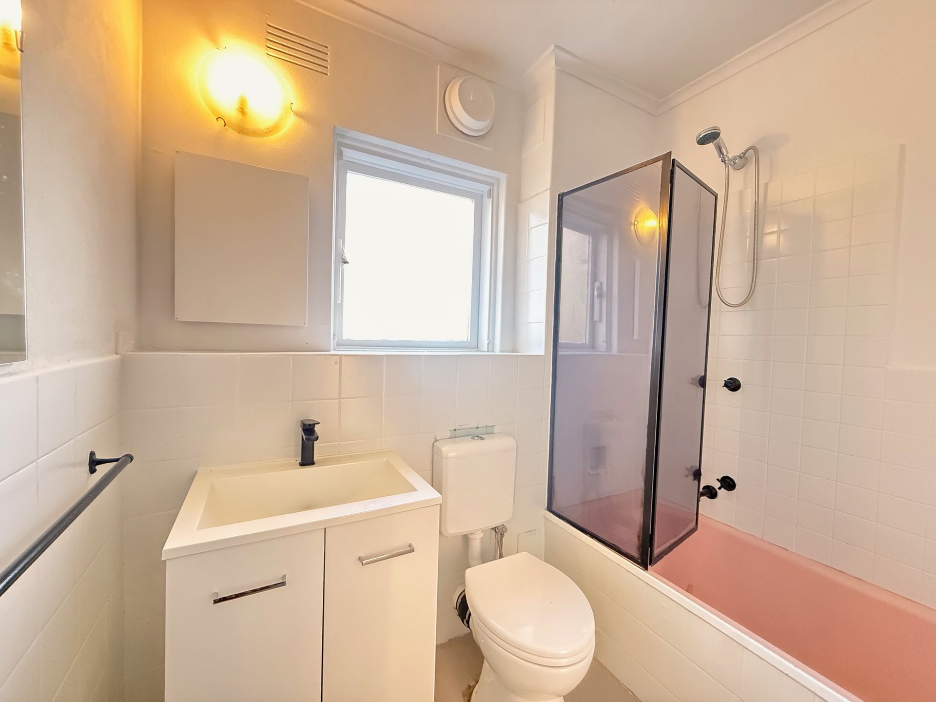 3/3 Kireep Road, Balwyn image 6