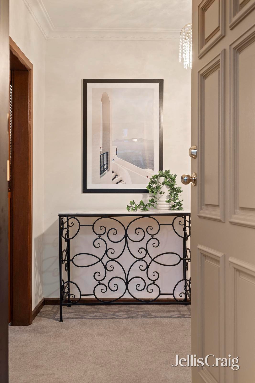 33 Latrobe Street, Bulleen image 2