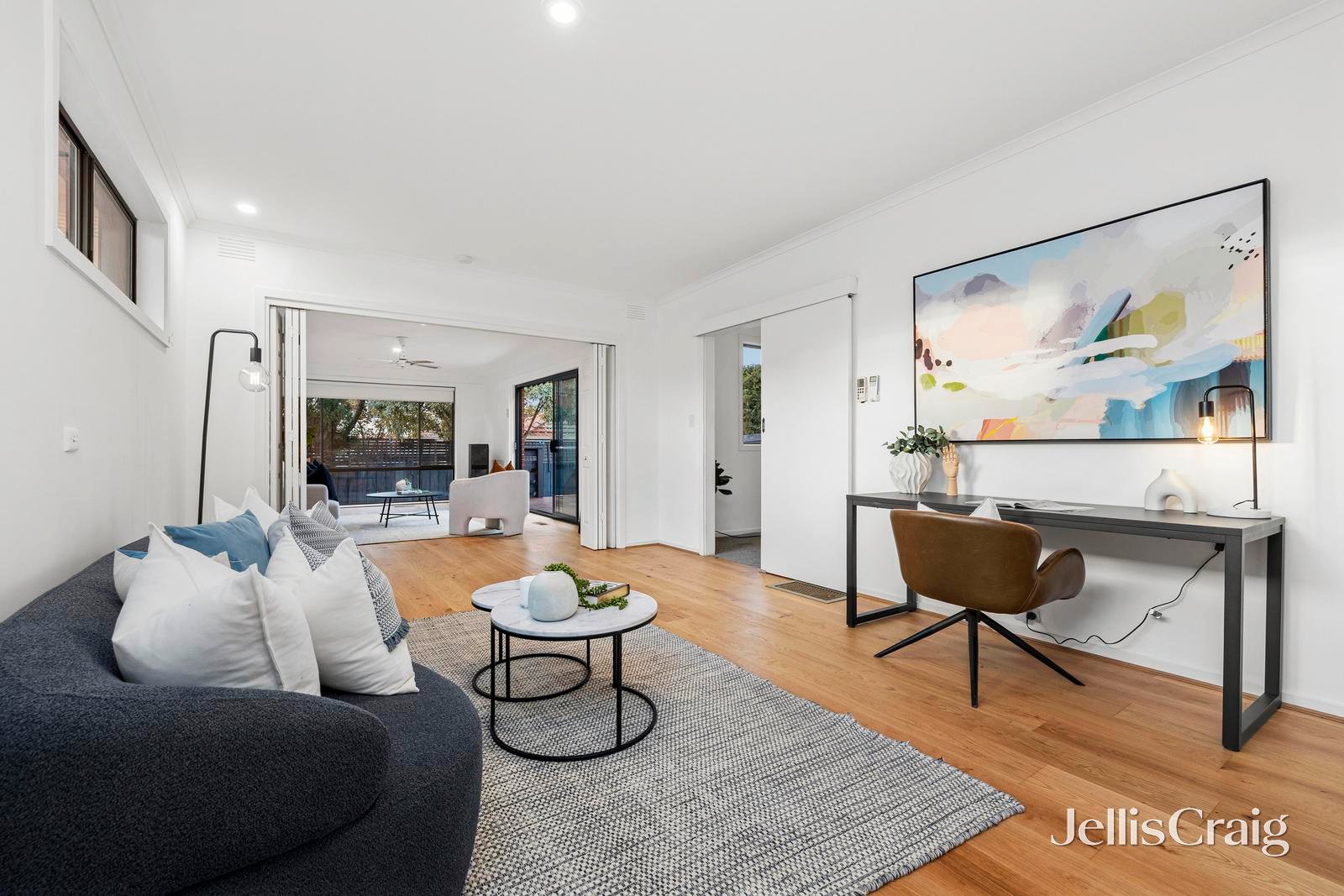 33 Lindsay Avenue, Murrumbeena image 8