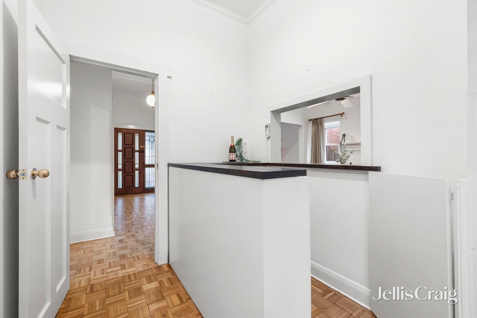 33 Lindsay Avenue, Murrumbeena image 9