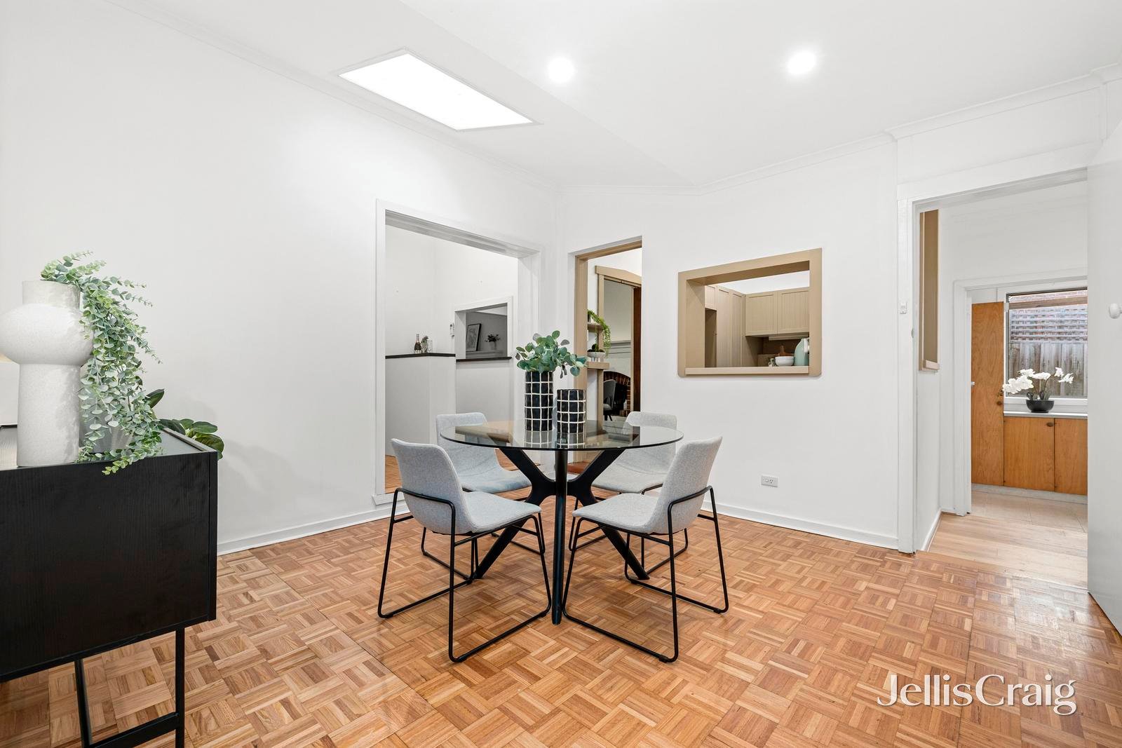 33 Lindsay Avenue, Murrumbeena image 10