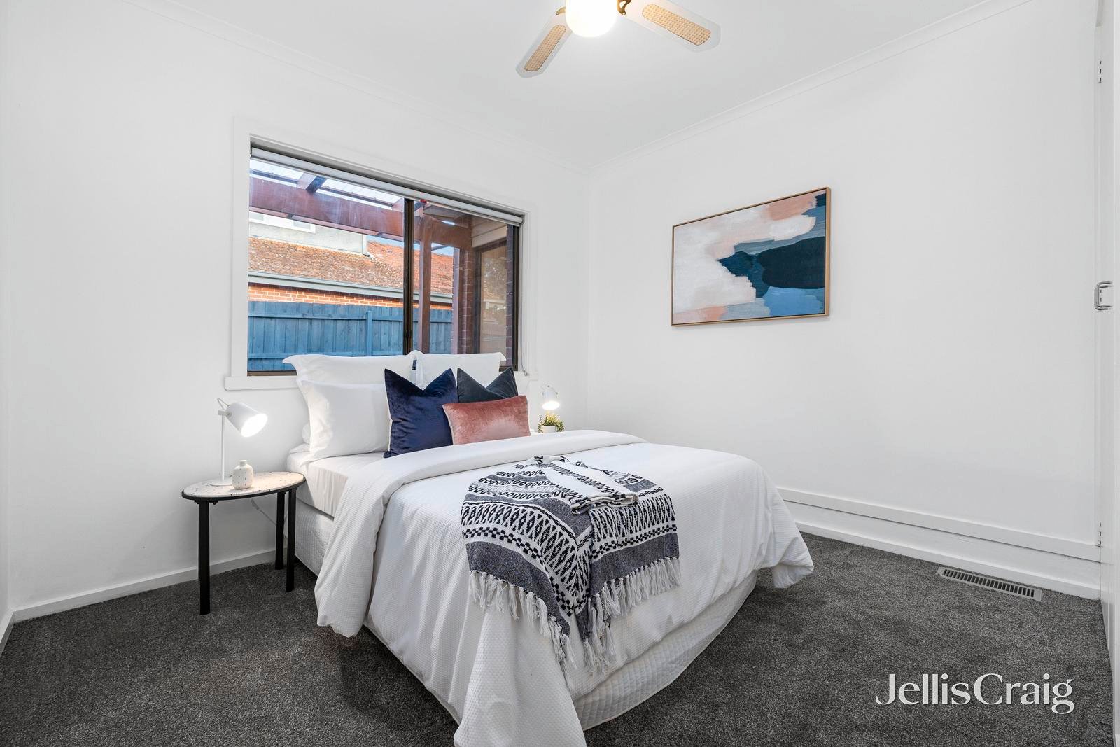 33 Lindsay Avenue, Murrumbeena image 14