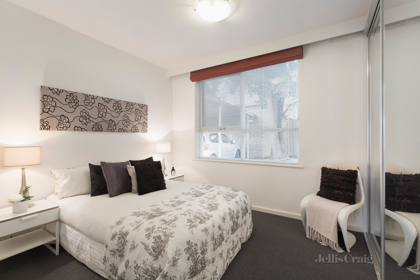 3/3 Lord Street, Caulfield East image 4