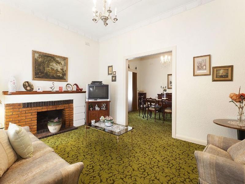 33 Macedon Avenue, Balwyn North image 3