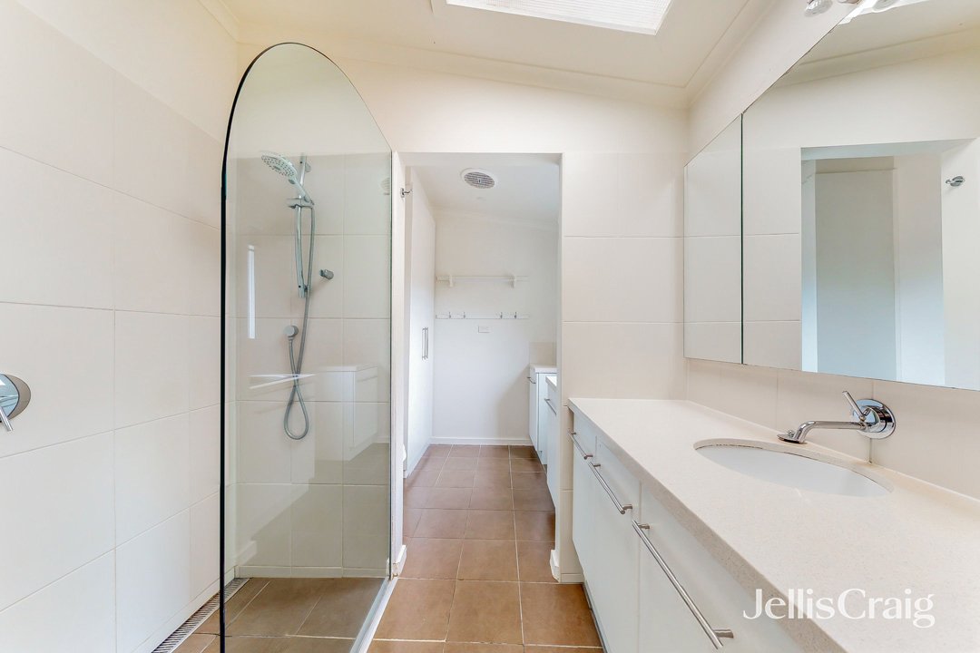 33 Mason Avenue, Elwood image 2