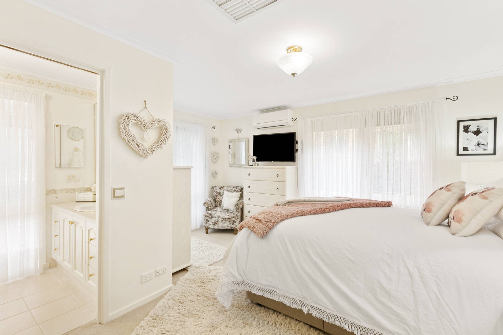 Property Gallery Thumbnail 4