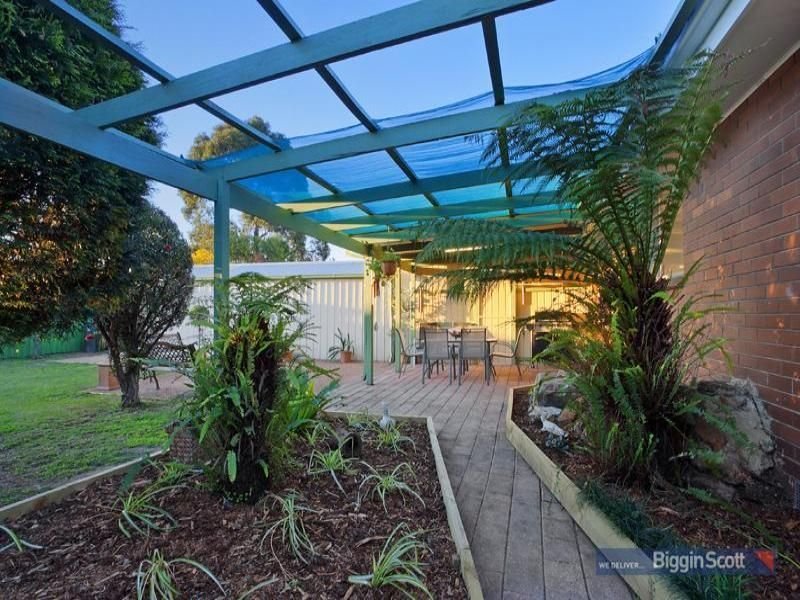 33 McIntyre Drive, Altona image 5