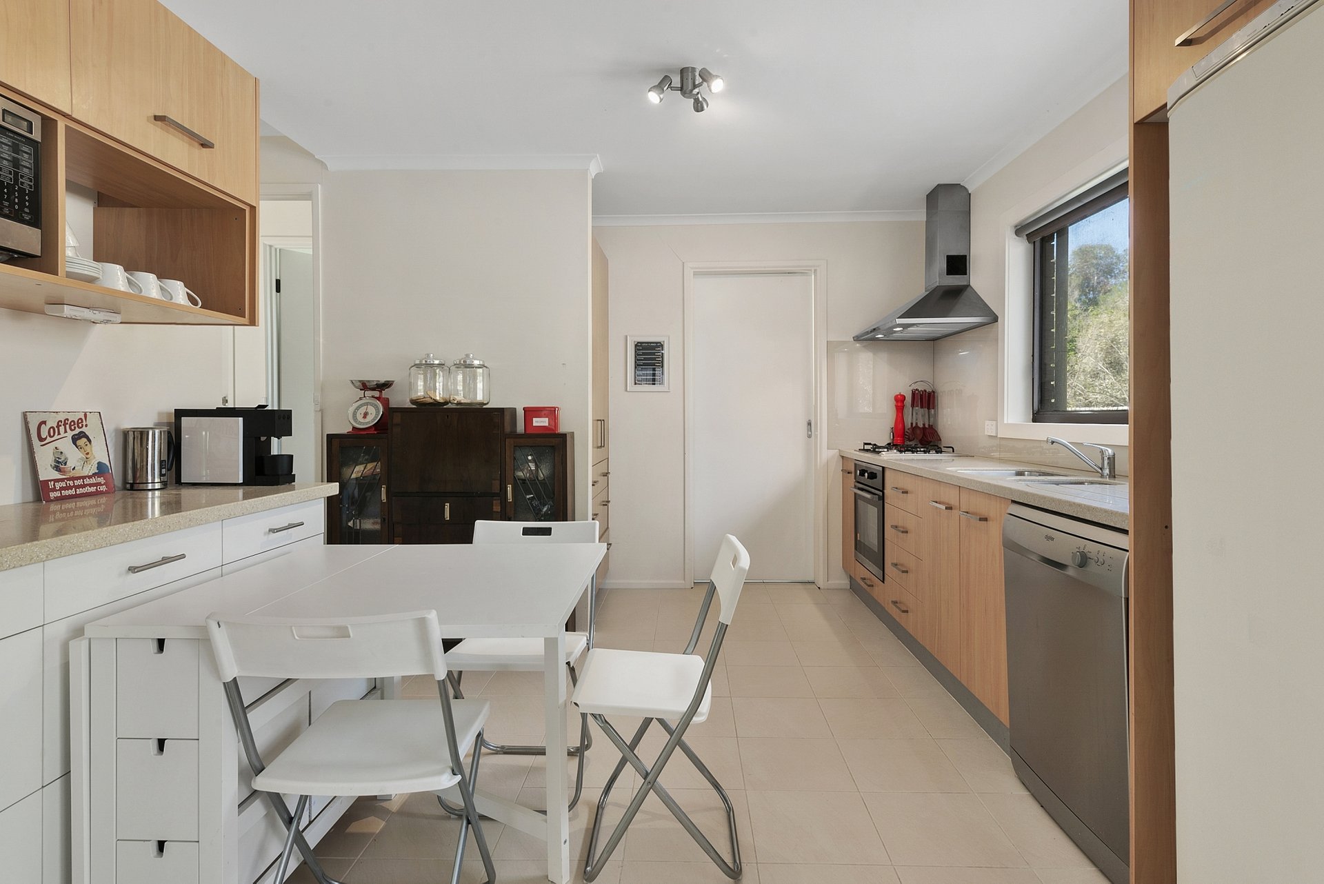 33 Melva Crescent, Whittington image 3