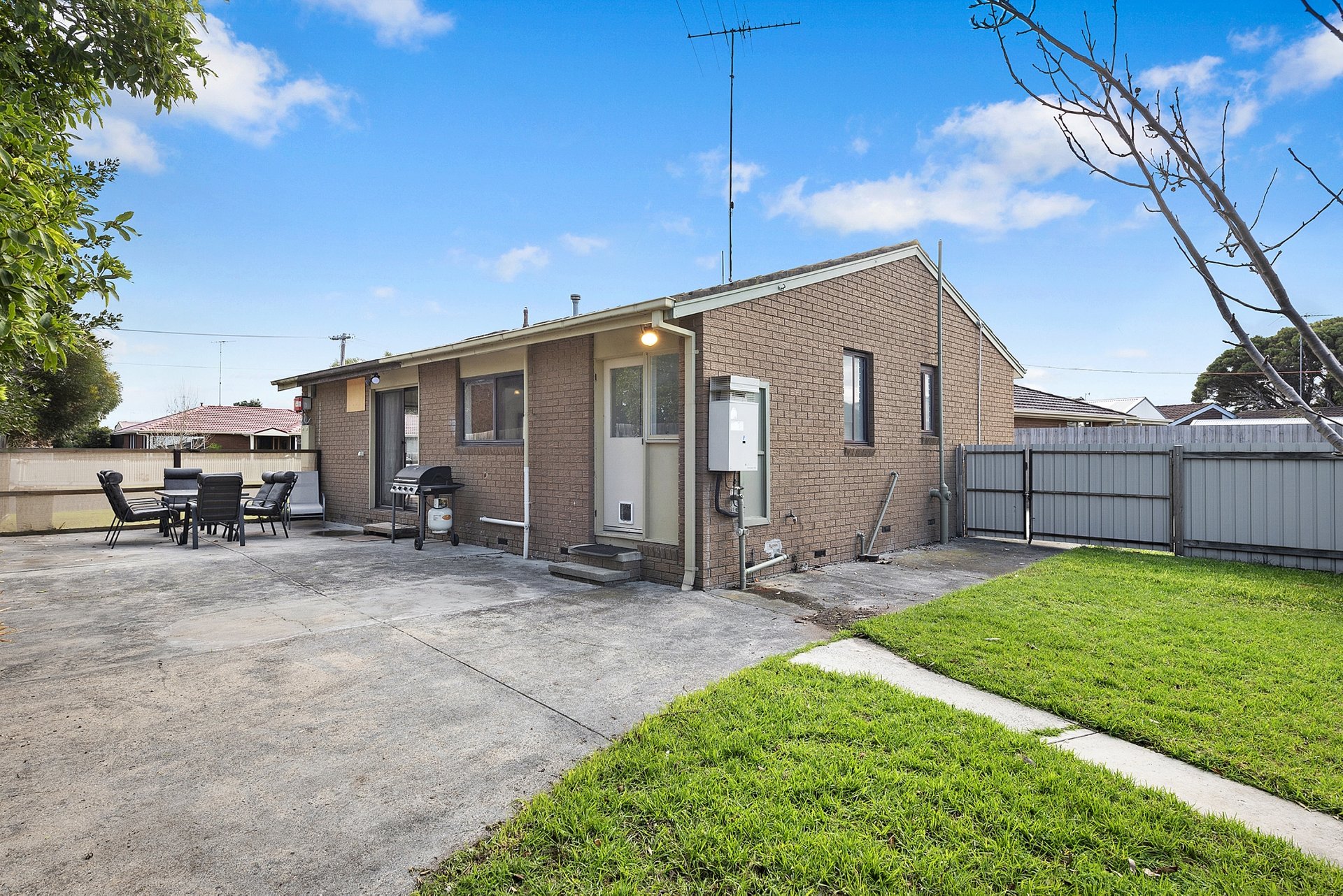 33 Melva Crescent, Whittington image 5