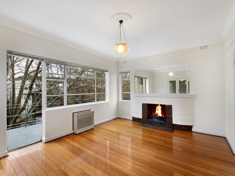 3/3 Meredith Street, Elwood image 3