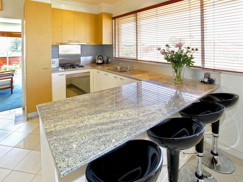 3/3 Milton Street, Elwood image 3