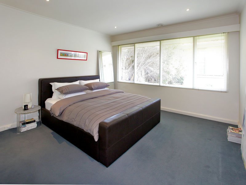 3/3 Milton Street, Elwood image 7