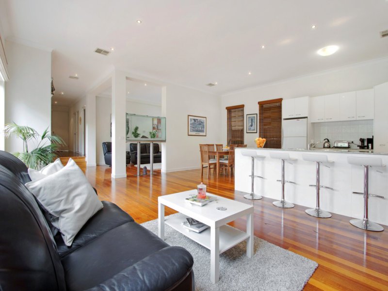 33 Mitta Street, Box Hill North image 2
