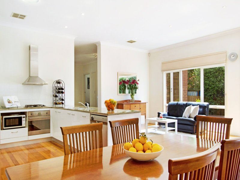 33 Mitta Street, Box Hill North image 3