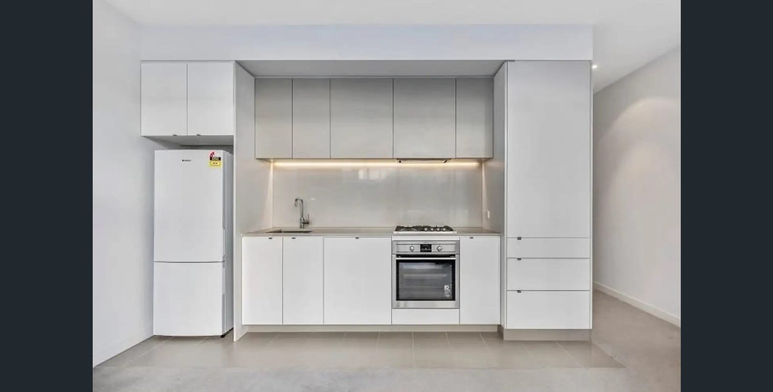 3/3 Morton Avenue, Carnegie image 4