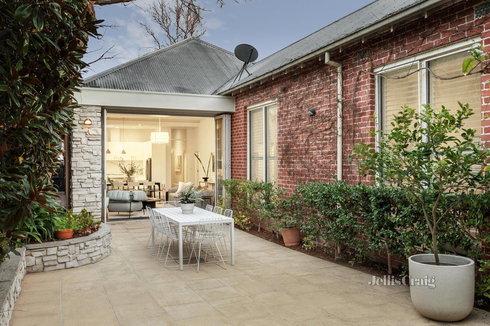 33 Motherwell Street, South Yarra image 19