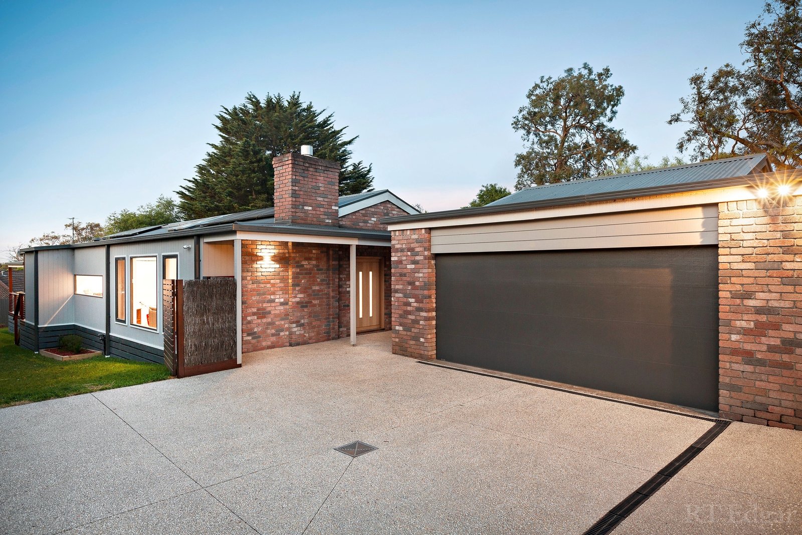 Property Gallery - Main Image