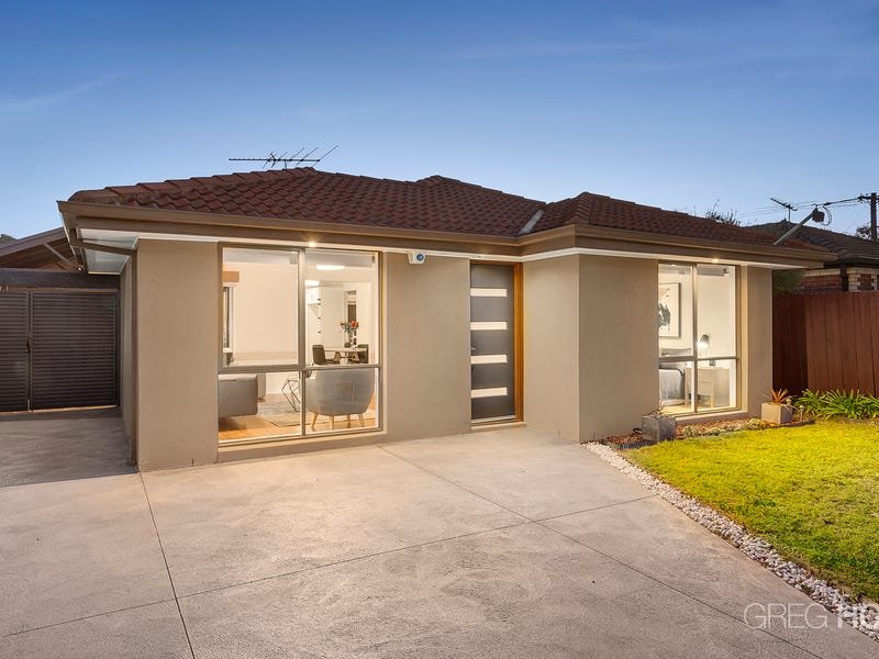 33 Newham Way, Altona Meadows image 1