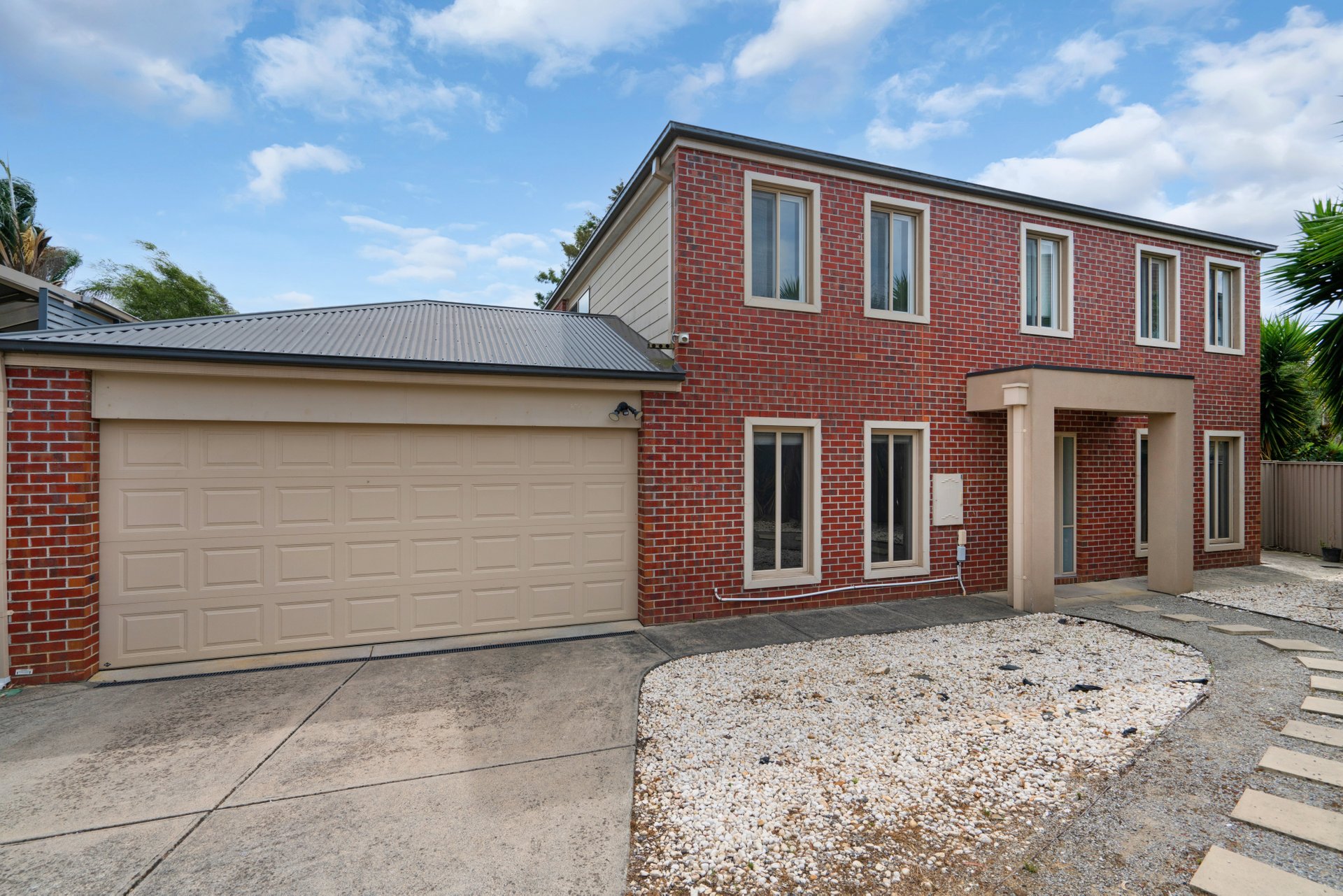 Property Gallery Thumbnail 8