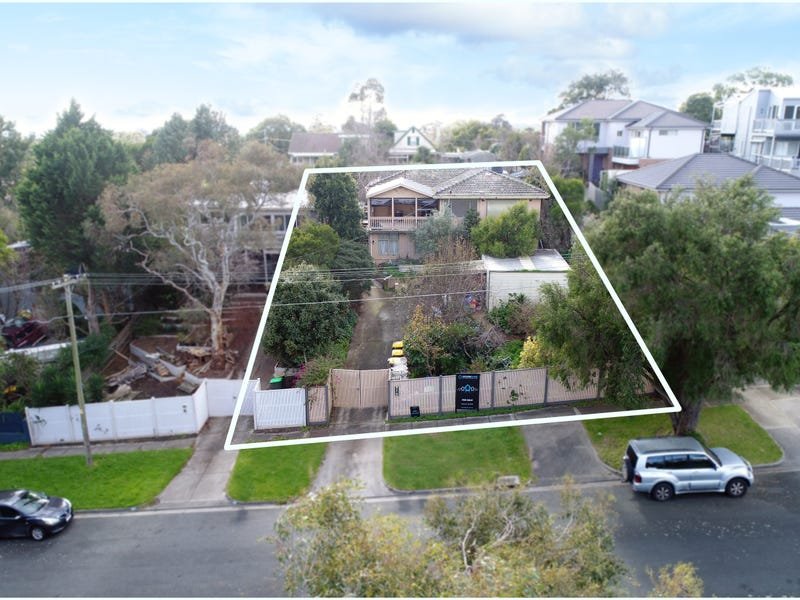 Property Gallery Thumbnail 3