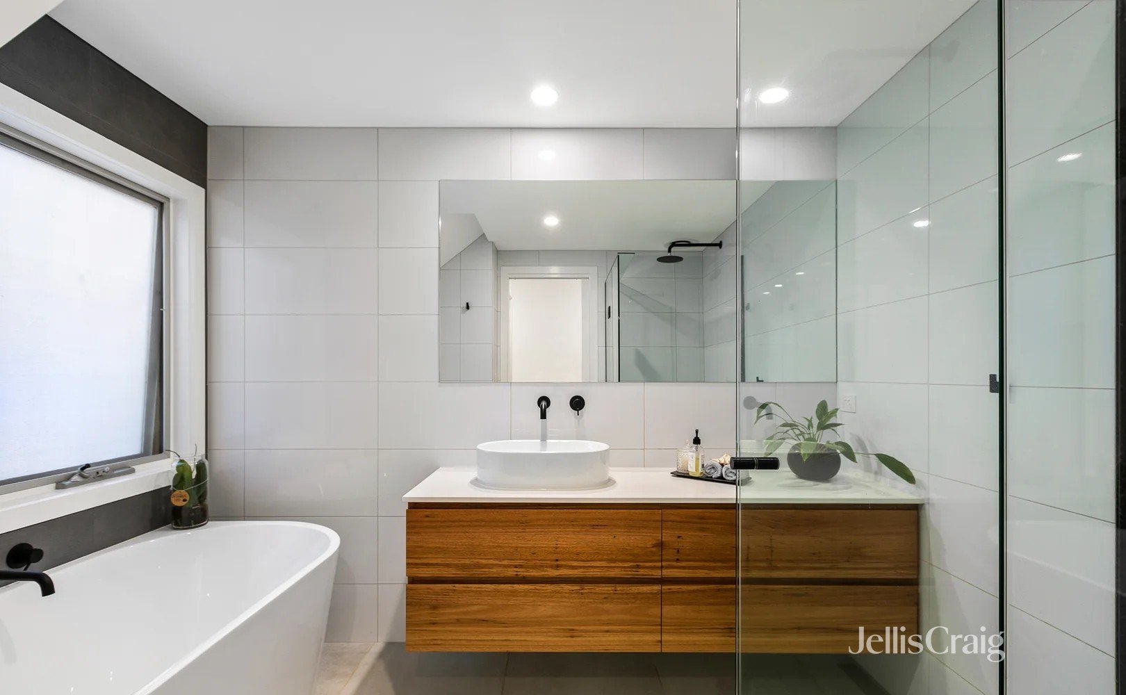 33 Osborne Street, Williamstown image 9