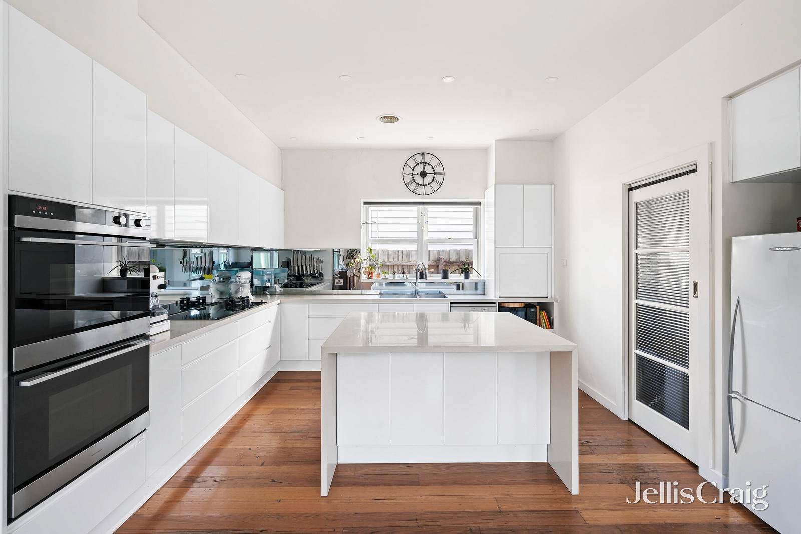 33 Park Crescent, Williamstown North image 3
